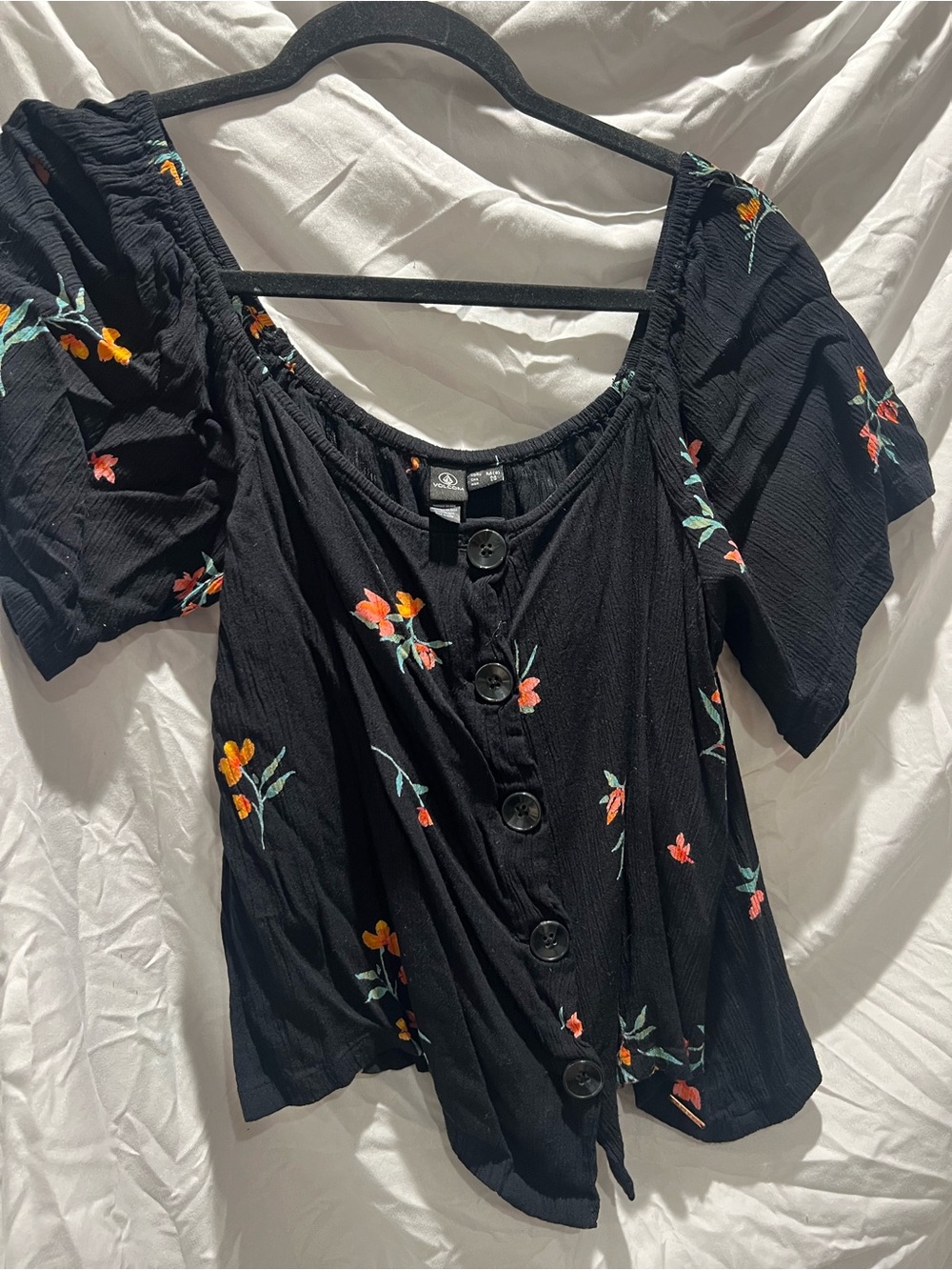 Volcom Black Floral Button-Front Puff Sleeve Top